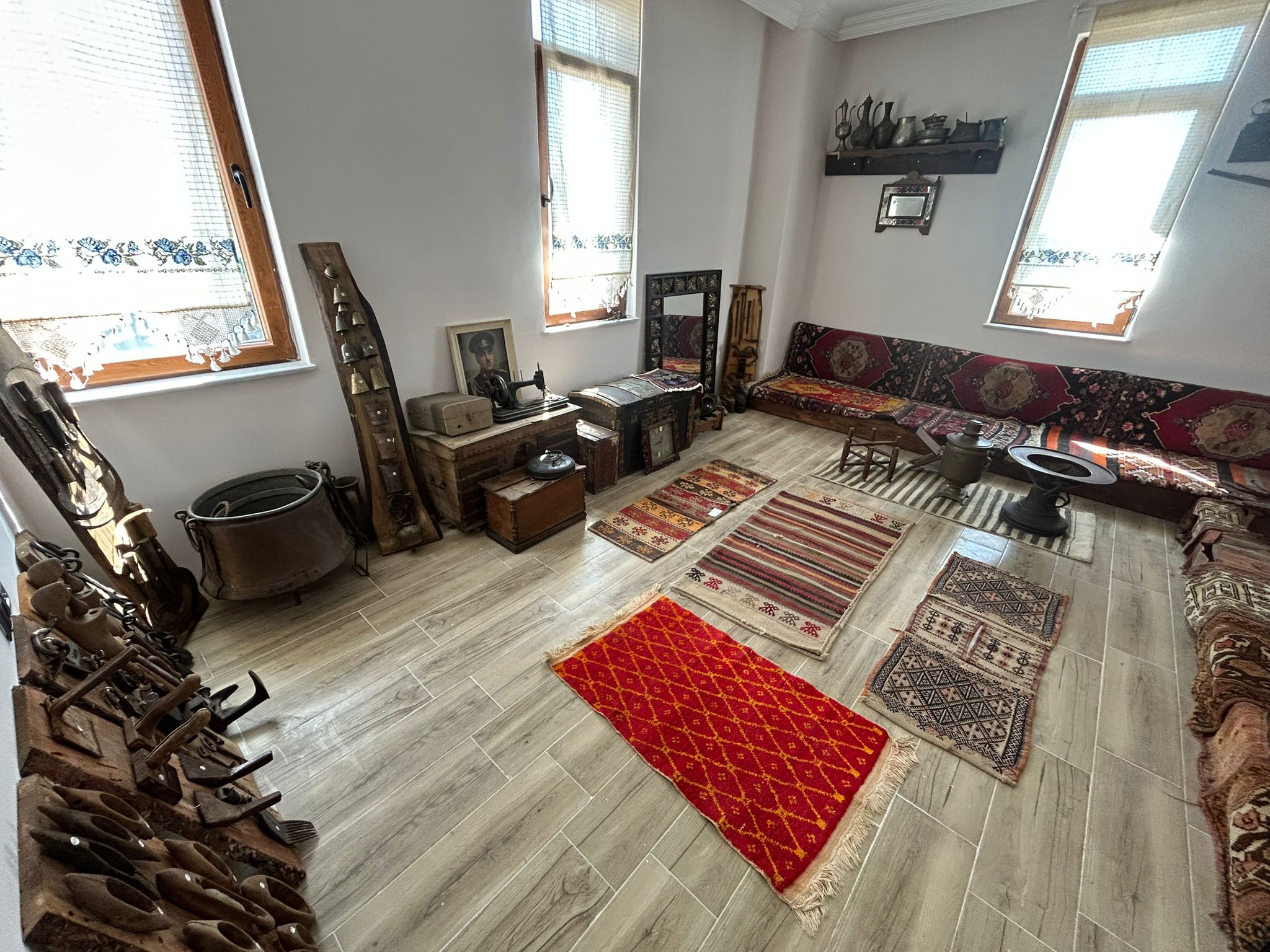 Kara Doktor Vakfı Binası 3